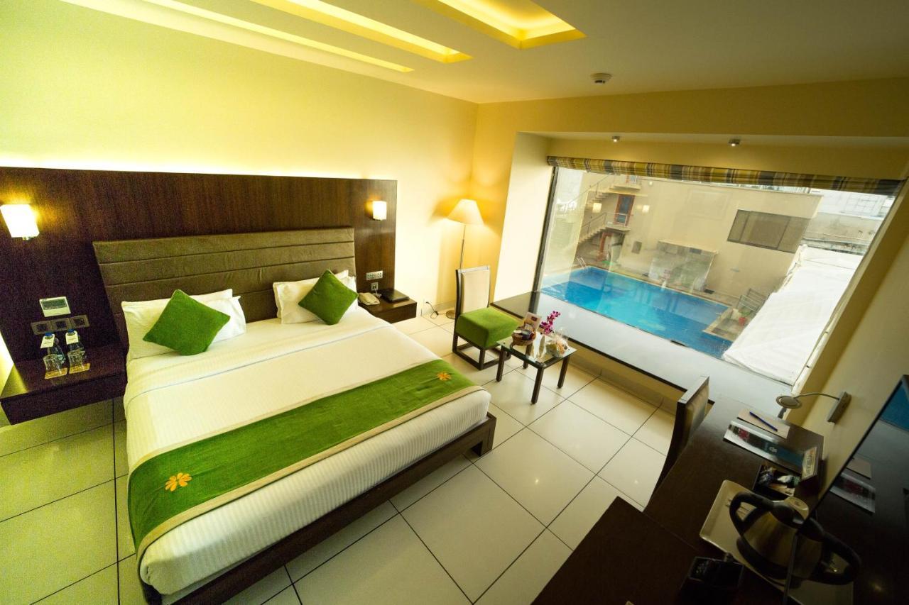 The Gold Beach Resort Daman Eksteriør billede