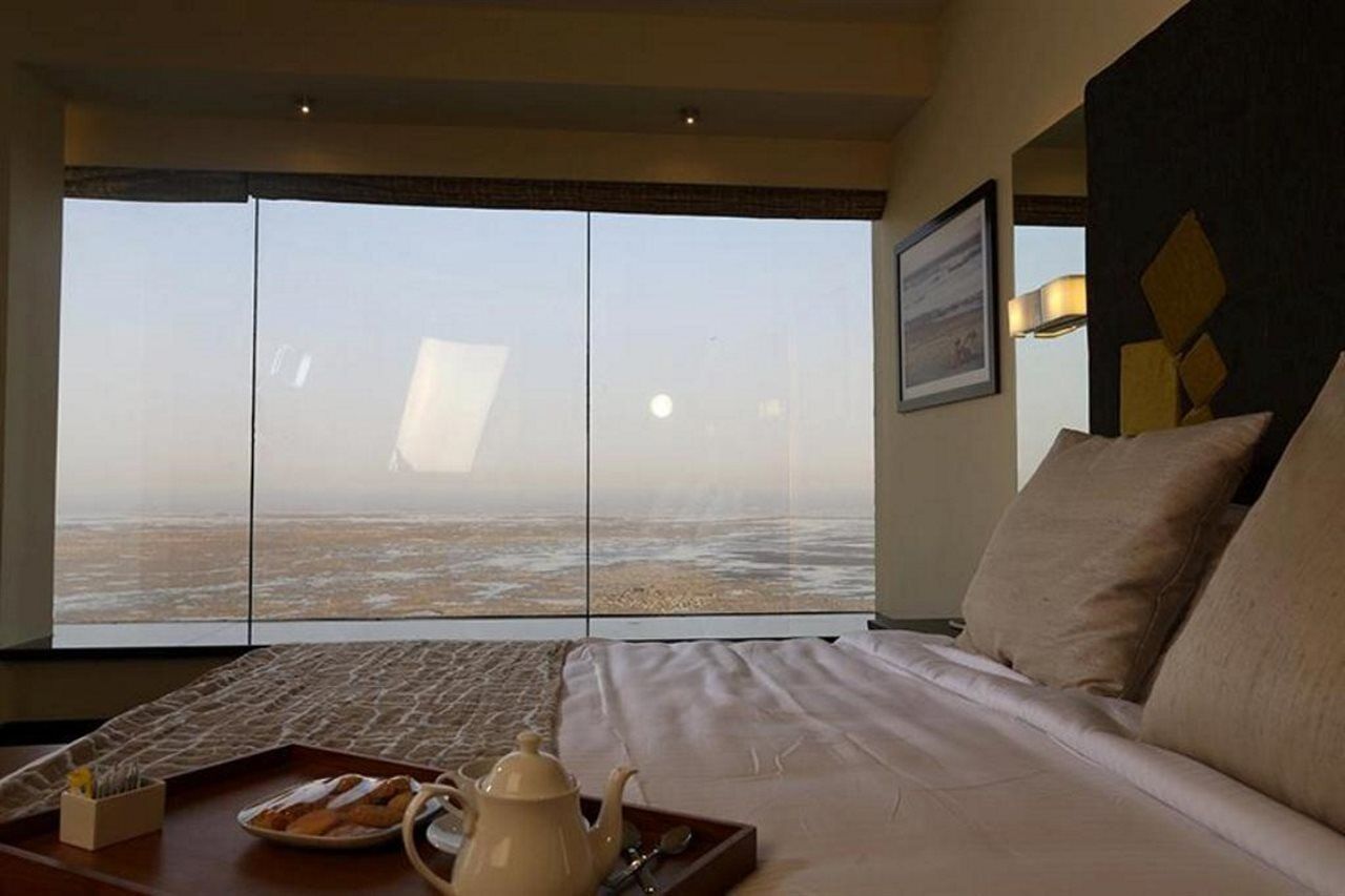 The Gold Beach Resort Daman Eksteriør billede