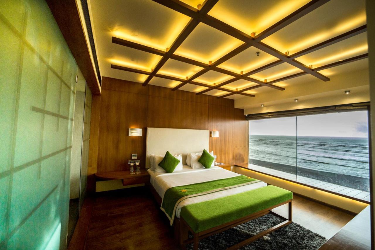 The Gold Beach Resort Daman Eksteriør billede
