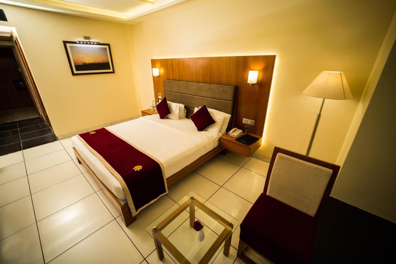 The Gold Beach Resort Daman Eksteriør billede