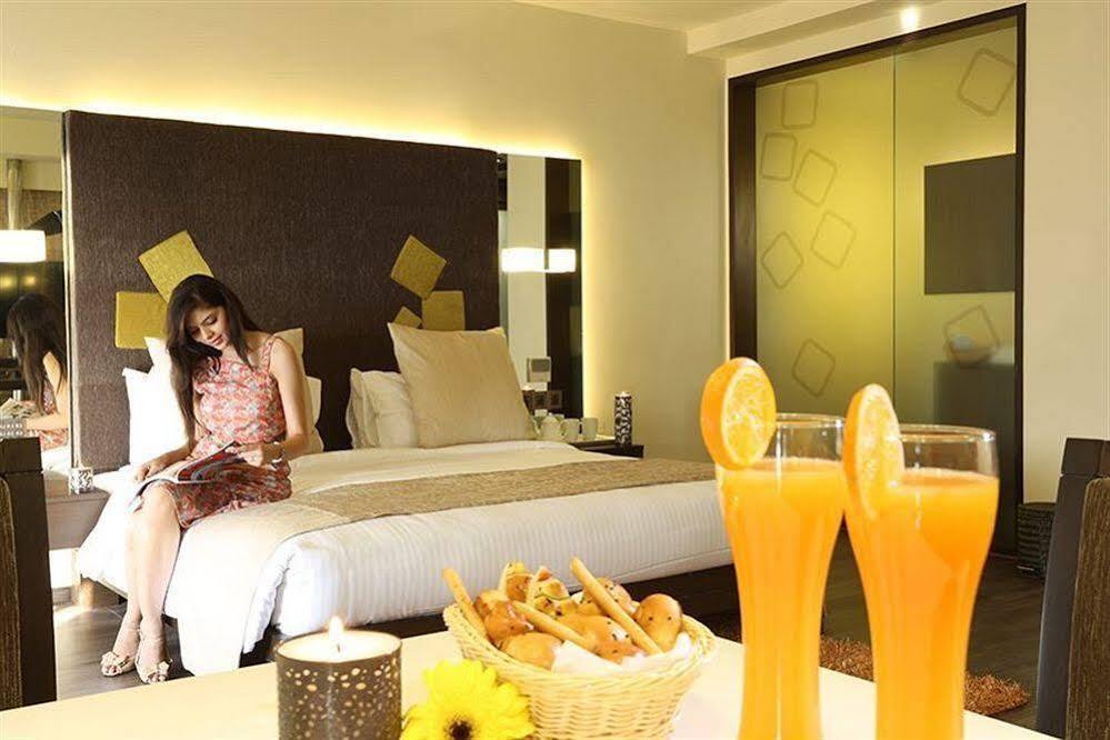 The Gold Beach Resort Daman Eksteriør billede