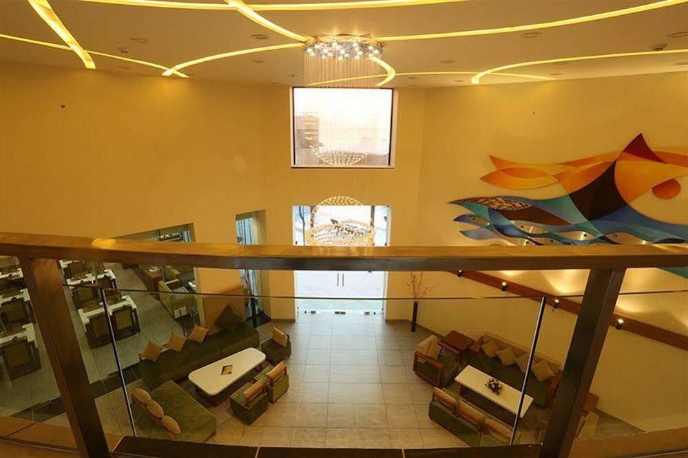 The Gold Beach Resort Daman Eksteriør billede